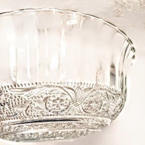 Gorgeous KIG Malaysia Fleur de Lis Pressed Glass Cereal Dinner BOWL 8" Diameter